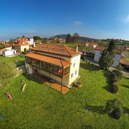 Villa La Cochera De Somao, Casona De Tipologia Indiana Somado