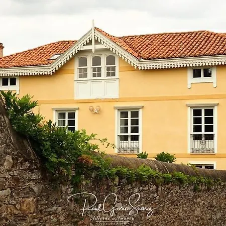 La Cochera De Somao, Casona De Tipologia Indiana
