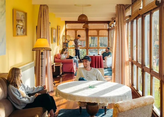 La Cochera De Somao, Casona De Tipología Indiana Villa *