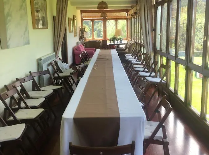 La Cochera De Somao, Casona De Tipologia Indiana Villa